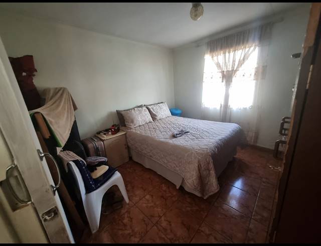2 bed property for sale in LOTUS GARDENS